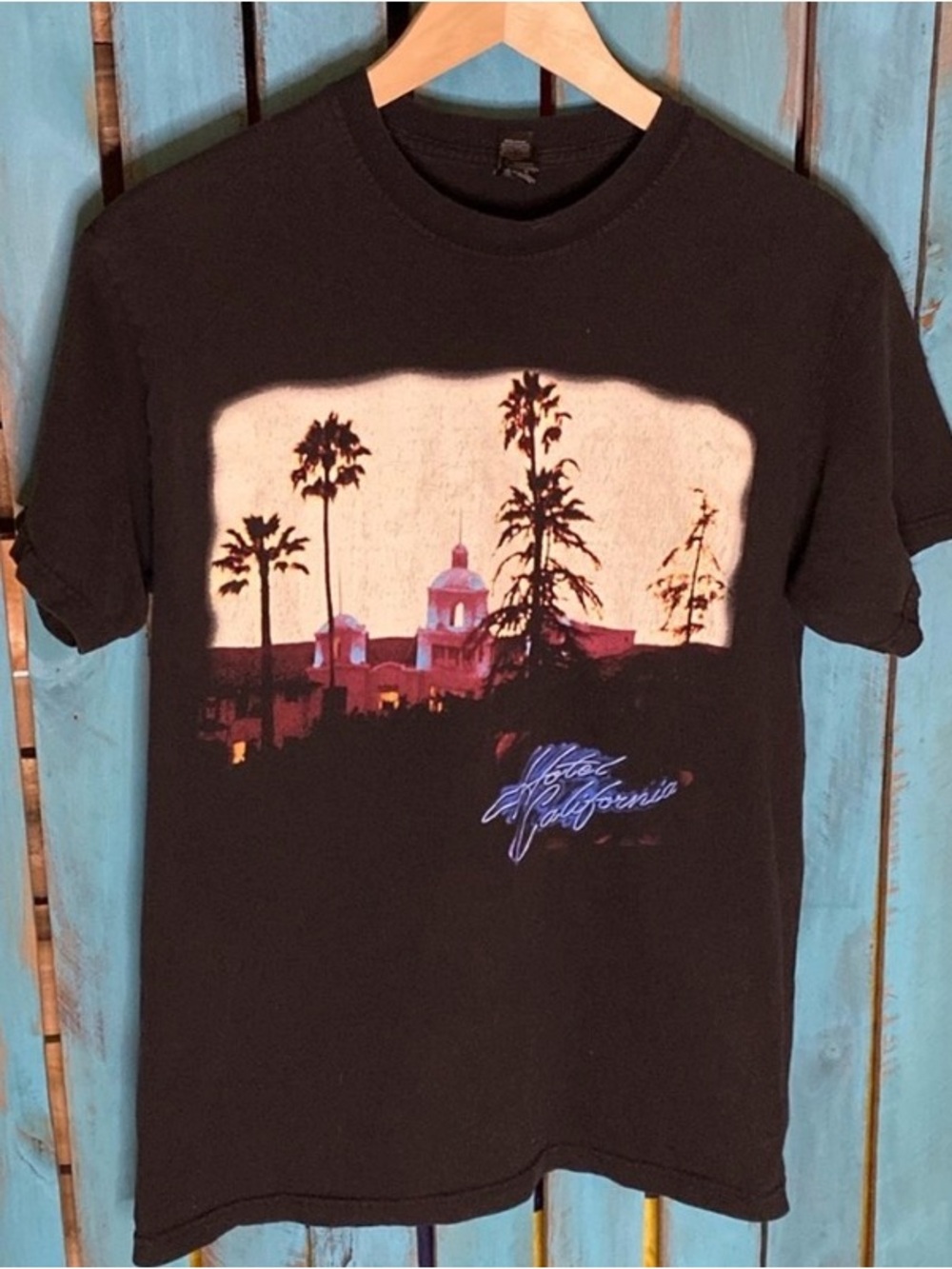 Eagles Hotel California t shirt size small (tag says medium) black distrssed